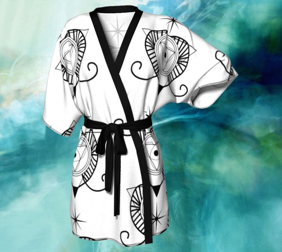 Beckoning Heart Robe