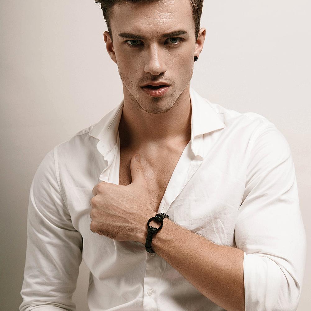 Black/Silver Circle Warp Leather Strap Day Collar