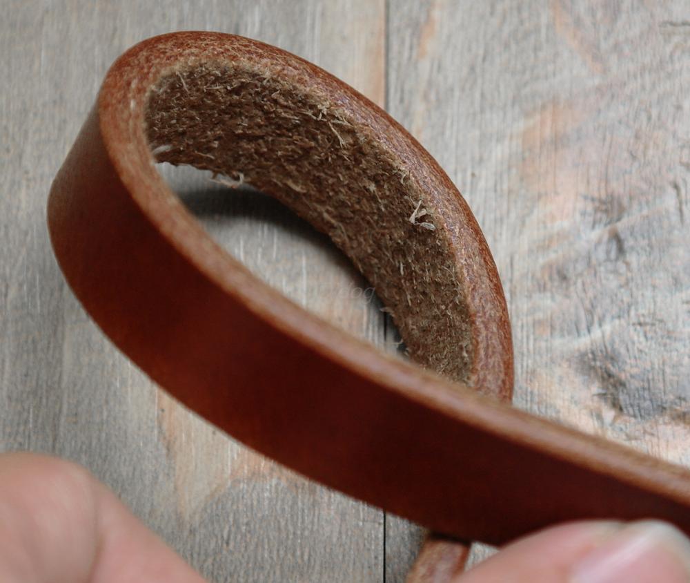 Durable Leather Dog Collar and Leash